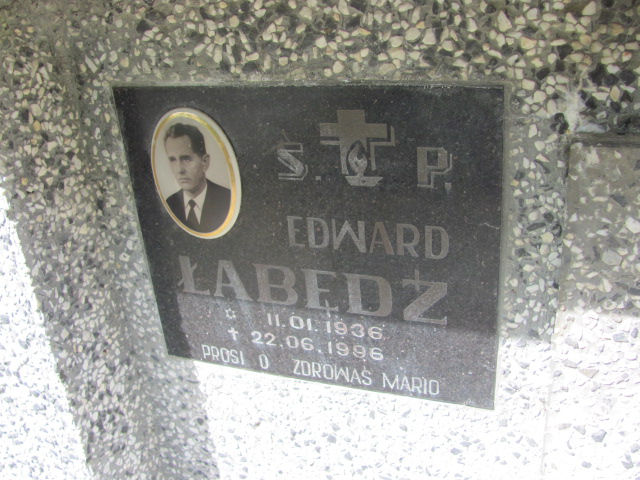 Robert Łabędź 1965 Tarnów Gmina - Grobonet - Wyszukiwarka osób pochowanych