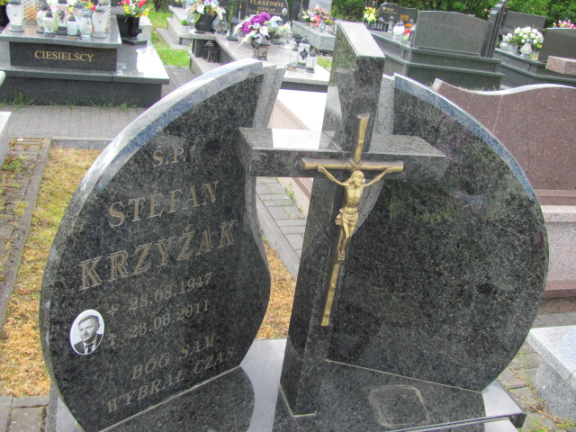 Stefan Krzyżak 1947 Tarnów Gmina - Grobonet - Wyszukiwarka osób pochowanych